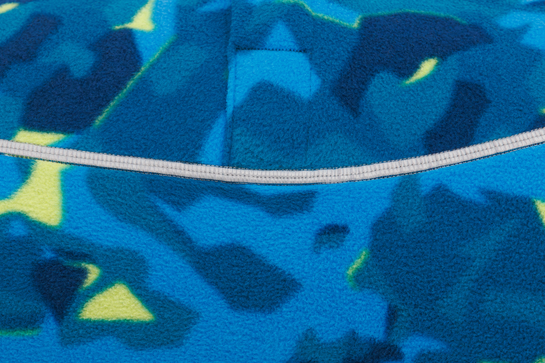 0582_Coverall_Close-up_SMALL_400f1644-d75c-4e0c-a272-c6239181c81b.png