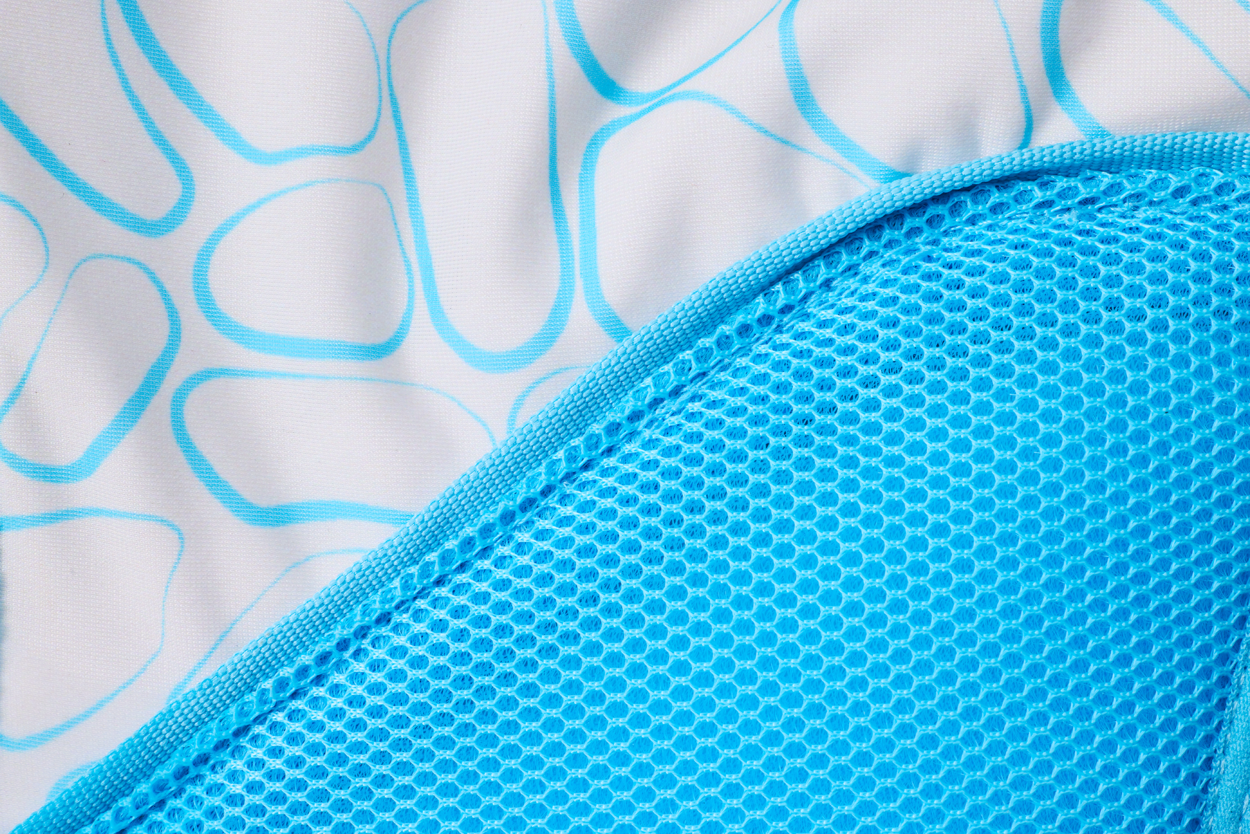 CompressedPNG-05452_Swamp-Cooler-Zip_Biolumin-Blue_mesh-detail-STUDIO.png