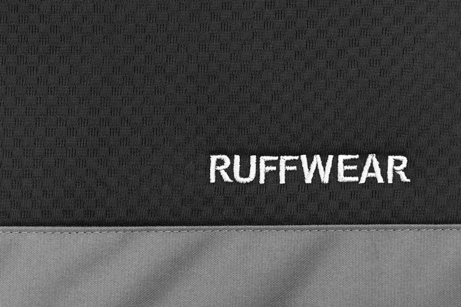 CompressedPNG-1047_Dirtbag-Bed_Basalt-Gray_Detail_STUDIO.png