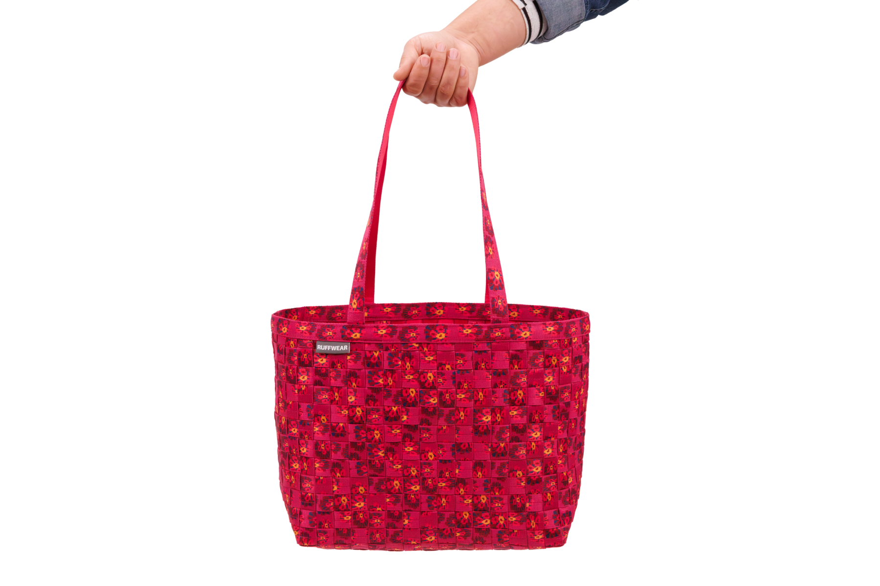CompressedPNG-3689_Tote-Bag_Alpenglow-Burst_Holding-Handles_STUDIO.png